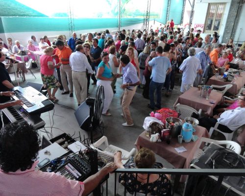 Almuerzo Bailable a baneficio